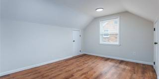 2143 Lancaster Street Gallery 15