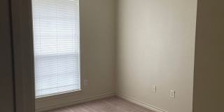 3 BED, 2.5 BATH Townhouse; Close to ACU Gallery 11