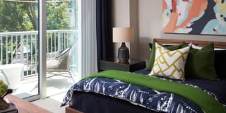 Nine15 Midtown Gallery 18