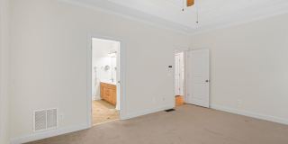 1185 Stephens St Gallery 18