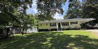 2829 Maple Road SE Gallery 25