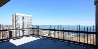 1707 North Prospect Avenue Gallery 11