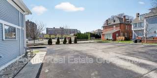 145 E 14th St Gallery 24