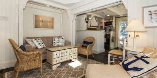 375 Hill Street Gallery 15