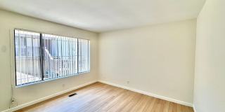 AVAILABLE NOW: BIG College Area Townhome 4bd/2.5ba HUGE garage, AC, pool, W/D Gallery 25