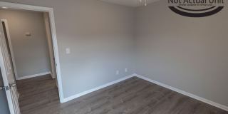 Super cute 3 bedroom duplex Gallery 28