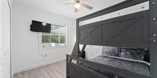 5565 LOMA VISTA LOOP Gallery 29