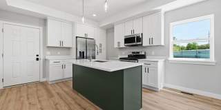 Stop Searching. Start Living & Come Home to Comfort. Gallery 9