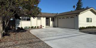3 Bedroom/2 Bathroom Single Story Home In Rohnert Park Gallery 1