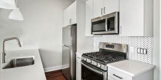 1527-29 RIDGE AVE #5C Gallery 13