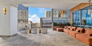 44 Monroe Gallery 18