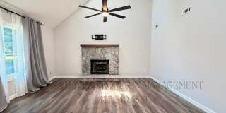 19 Andys Ln | 3 Bed / 3 Bath | 1,960 sq ft | 2-Car Garage Gallery 4