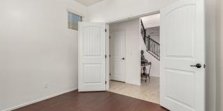 390 W Wisteria Place Gallery 28