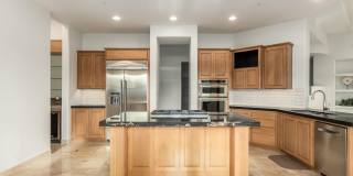 10685 E Cottontail Lane Gallery 9