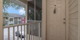Park Lake — 1 Bed / 1 Bath + Den | Upstairs Condo | Brandon, FL Gallery 3