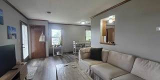 Charming 1 Bed / 1 Bath Duplex – Well-Maintained & Move-In Ready! Gallery 9
