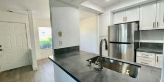 Fully Remodeled 3 Bed 2 Bath East lake Gallery 3