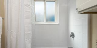 225 Vera Avenue Gallery 8