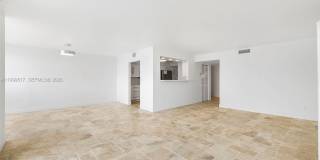1420 Brickell Bay Dr Gallery 5