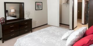 Shoreview Grand Gallery 22