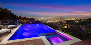 1733 Sunset Plaza Dr Gallery 2