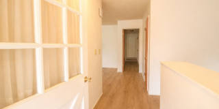 4-Bedroom House with Fenced Backyard **Fresh Paint and New Flooring Gallery 4