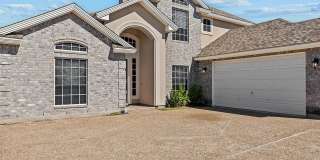 Beautiful 4BR / 3.5BA Home with Garage, Patio & Premium Features Gallery 4