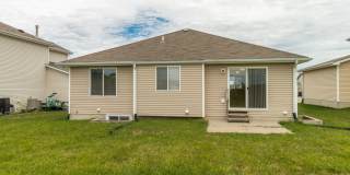 Great Home Close to New Schools and the Fallbrook YMCA Gallery 20