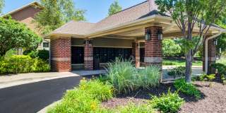 The Sovereign at Overland Park Apartments Gallery 36