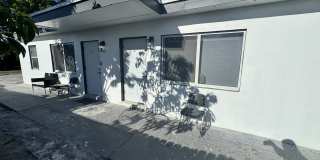 565 Northeast 32nd Street Gallery 13