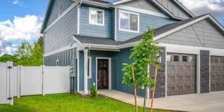Brand New 3 bed 2.5 townhome Gallery 3