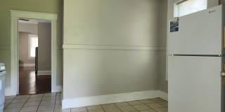1612 West 48th Street Gallery 4