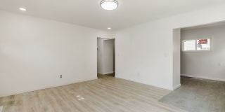 Everything on one level - 4 bedroom, 2 bath home! Gallery 6