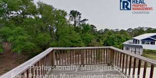 Spacious 3-Story Townhome in the Heart of Carolina Beach — Backs to State Park Gallery 25