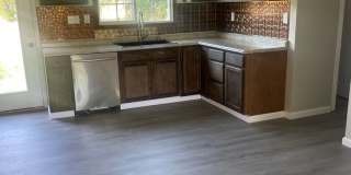 4 Bedroom, 2 Bathroom Home Gallery 4