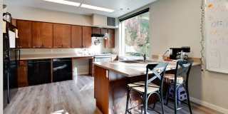 30 Bellevue Gallery 4