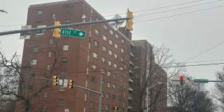 3939 ROLAND Avenue Gallery 9