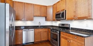 1337 GIRARD ST NW #4 Gallery 4
