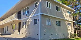 7621 Hampton Ave Gallery 10