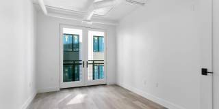 The Brit Apartments Gallery 63