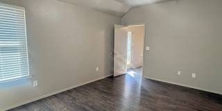 Charming 3 Bedroom Duplex In Surrey Hills Gallery 6