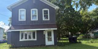 SPACIOUS 4 BEDROOM HOME READY TO WELCOME YOU Gallery 1