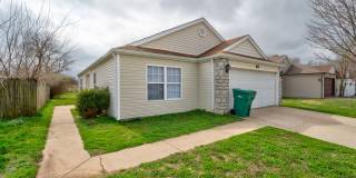 613 Cedarbrook Court Gallery 1