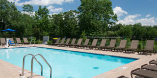 Woodmont Knolls Gallery 13