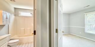 4 Bedroom On Quiet Cul-De-Sac in Adams Farm - Lawn Care Included! Gallery 21