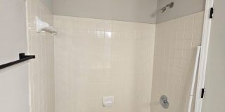 Beautiful 3 Bedroom 2 Bath Condo in Charlotte, NC Available for Rent Gallery 8
