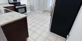 1221 Lindley Avenue - 2 Gallery 2