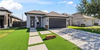 921 Casa Blanca Drive Gallery 1