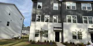1373 Hasse Avenue Gallery 1