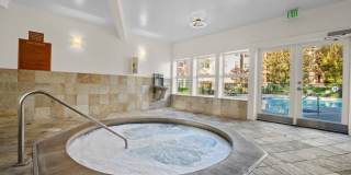 VILLAGGIO ON YARROW BAY Gallery 20